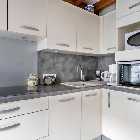 Vacances Familiales Dans Cette Maison A 波尔尼谢 外观 照片