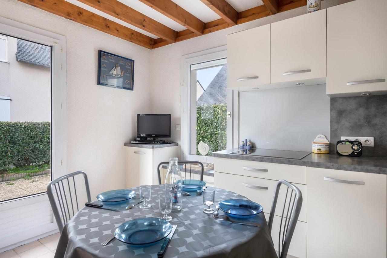 Vacances Familiales Dans Cette Maison A 波尔尼谢 外观 照片